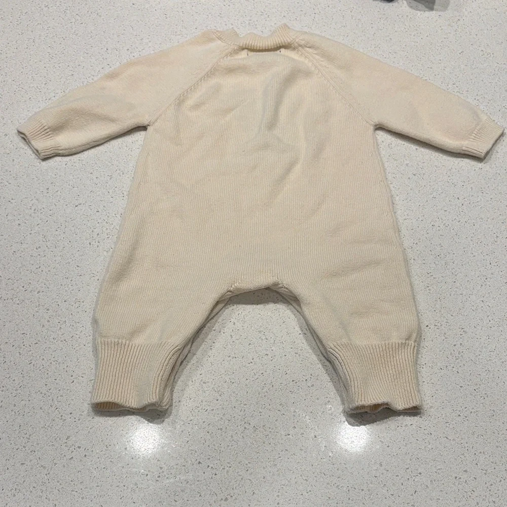 Baby Gap Cream One Piece with Penguin Design, 0-3 months
